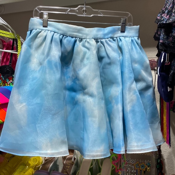 Cloud selkie skirt - Picture 1 of 3